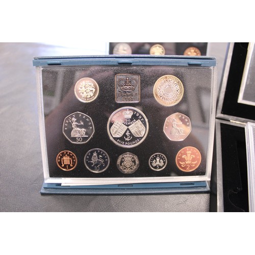 170 - Royal Mint Proof Sets (6) comprising 1971 (no outer, toned), 1984 blue case (toned), 1995 blue case,... 