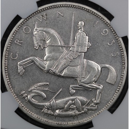 92 - 1935 Specimen crown, George V (ESC 376, Bull 3652, S.4048). Graded SP62, aUNC with a scratch before ... 