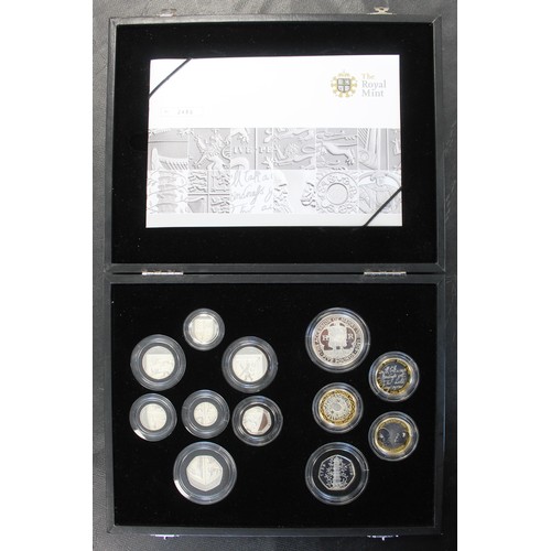 2168 - 2009 Silver proof 12-coin year set including the Kew gardens 50p & Henry VIII £5. A most attract... 