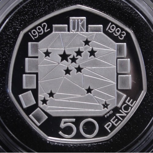 2113 - 1992-1993 Dual date silver proof piedfort 50p commemorating the UK Presidency of the EEC council. Ca... 