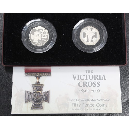 2116 - 2006 Silver proof piedfort Victoria Cross 2-coin set. Some light tarnish on the wounded soldier coin... 