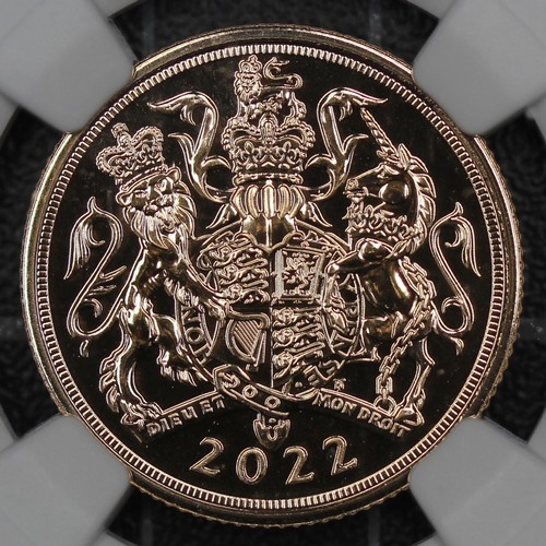 2024 - 2022 Sovereign, Elizabeth II, with Timothy Noad reverse designed in celebration of the Queen's Plati... 