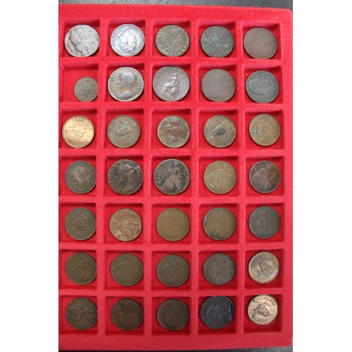 94 - A collectors tray of 77 farthings comprising Charles I Maltravers type to Elizabeth II 1955. Mixed g... 