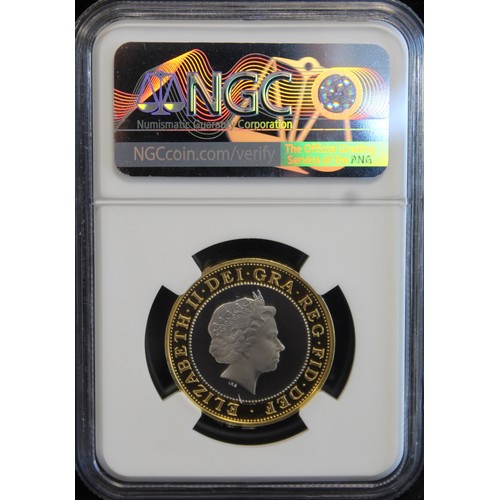 186 - 1999 Silver proof piedfort £2 with holographic finish. Graded NGC PF68 Ultra Cameo. Struck to celebr... 