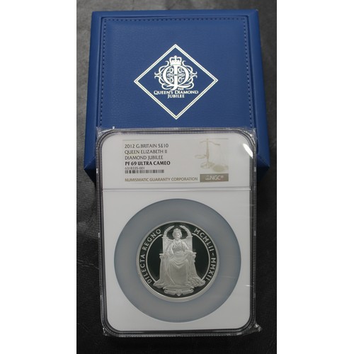 231 - 2012 Diamond Jubilee 5oz Silver £10 coin. A superb issue seldom offered. Graded NGC PF69 Ultra Cameo... 