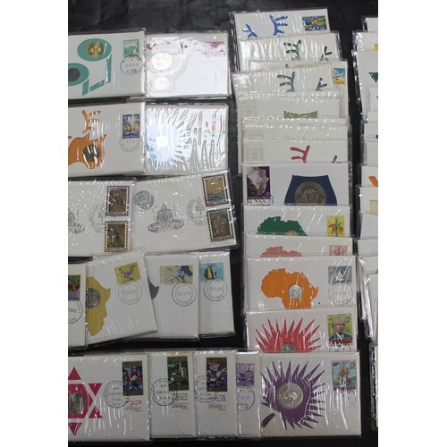 319 - A selection of more than 60 FDC/PNC's c.1967 comprising issues from Israel, Isle of Man, Seychelles,... 