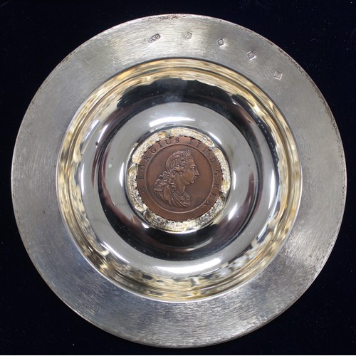 130 - Two limited edition Silver dishes each containing one side of a 1797 Cartwheel electrotype penny. Mi... 