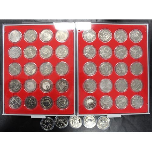 182 - An extensive collection of crowns & £5 coins forming a full date run of 45 coins from 1953... 