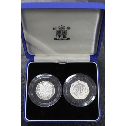143 - 1998 Silver proof piedfort 50p 2-coin set commemorating the 50th Anniversary of the NHS and the 25th... 