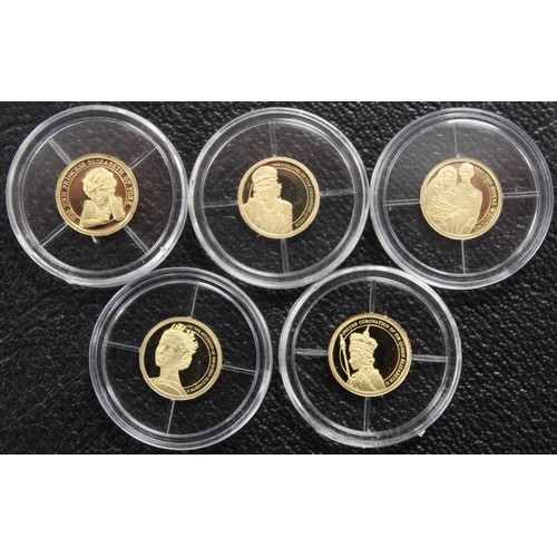 113 - The Queen's Golden Jubilee gold miniature collection. A set of five medals struck from 0.5g of 14ct ... 