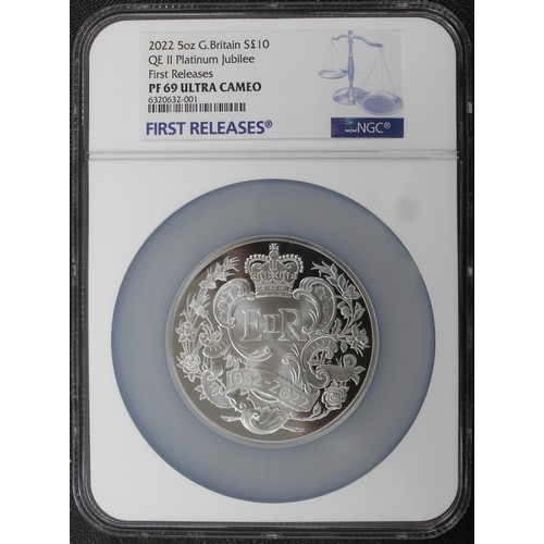 254 - 2022 Silver proof 5oz £10 struck in celebration of HM The Queen's Platinum Jubilee. Obverse & re... 