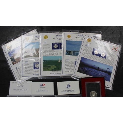 303 - Coins of America, an assortment of mixed coins comprising 6 x US Mint proof sets (2000, 2001, 2002, ... 