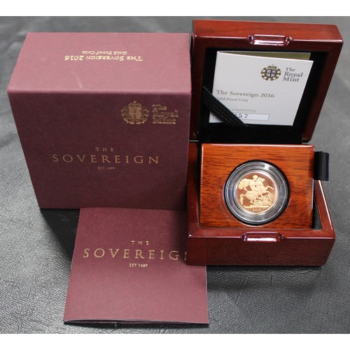 100 - 2016 Gold proof sovereign, Elizabeth II, featuring the one-year obverse portrait by James Butler to ... 