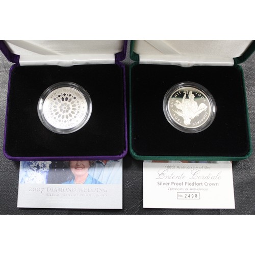 213 - Silver piedfort proof & silver proof coins (7) comprising 2004 piedfort Entente Cordiale £5, 200... 