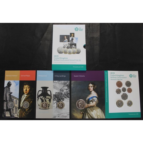 2019-bunc-13-coin-annual-set-including-d-day-and-samuel-pepys-2-coins