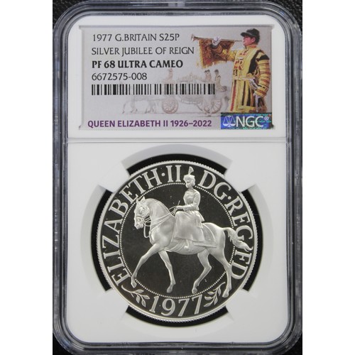 260 - NGC PF68 Ultra Cameo 1977 Silver Jubilee proof crown, Elizabeth II. Presented in Queen Elizabeth II ... 