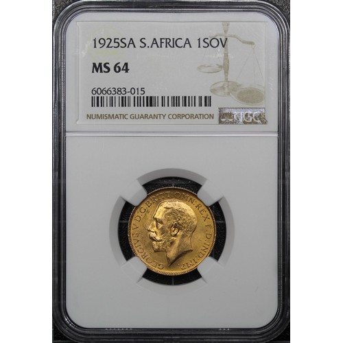 208 - South Africa, 1925-SA Sovereign, NGC MS64, George V. Pretoria mint. Lustrous with a rich coppery ton... 