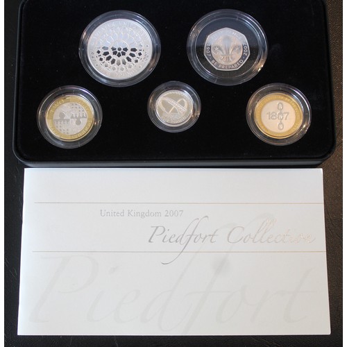 270 - 2007 Silver proof piedfort 5-coin set in black leatherette presentation case with COA/information bo... 