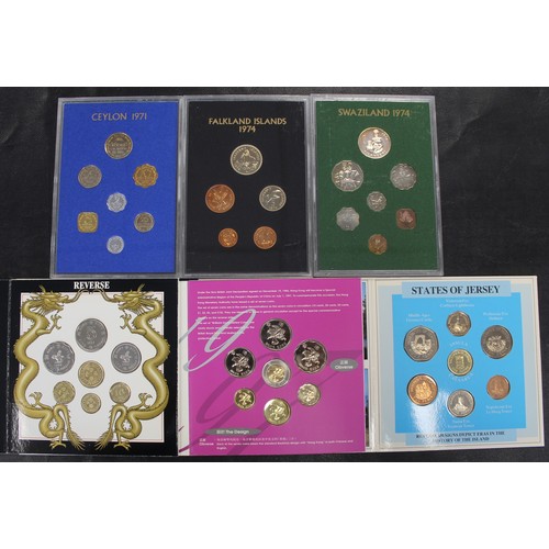 305 - World proof & BUNC coin sets (6) including 1971 Ceylon proof set, 1994 Falkland Islands proof se... 