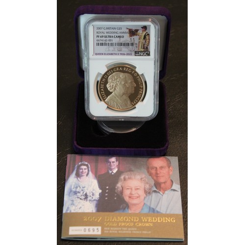 136 - NGC PF69 Ultra Cameo 2007 gold proof five pounds (£5) commemorating the Diamond Wedding Anniversary ... 