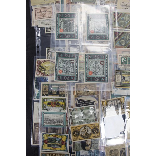 11 - An extensive collection of German & Austrian Notgeld comprised of over 400 examples from 5 pfenn... 