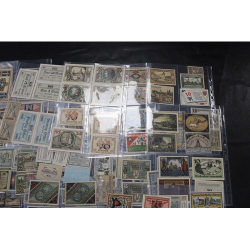 11 - An extensive collection of German & Austrian Notgeld comprised of over 400 examples from 5 pfenn... 