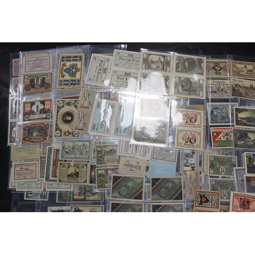 11 - An extensive collection of German & Austrian Notgeld comprised of over 400 examples from 5 pfenn... 