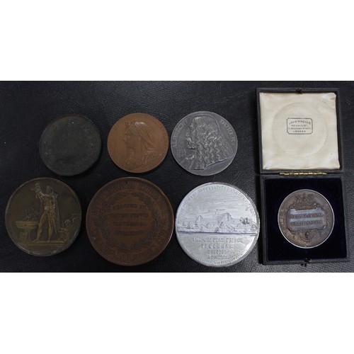 425 - A selection of UK & World historic medals (6) in copper/bronze and white metal to include 1876 I... 