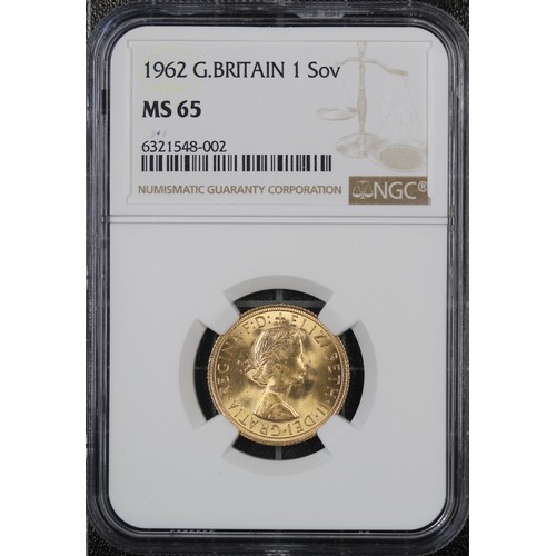 112 - 1962 Sovereign, NGC MS65, Elizabeth II. Obverse portrait by Mary Gillick. UNC with considerable lust... 