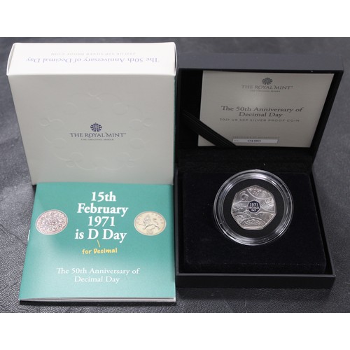 266 - 2021 Silver Proof 50p commemorating Decimal Day. Cased with COA (#190). About as stuck, nFDC/FDC, co... 