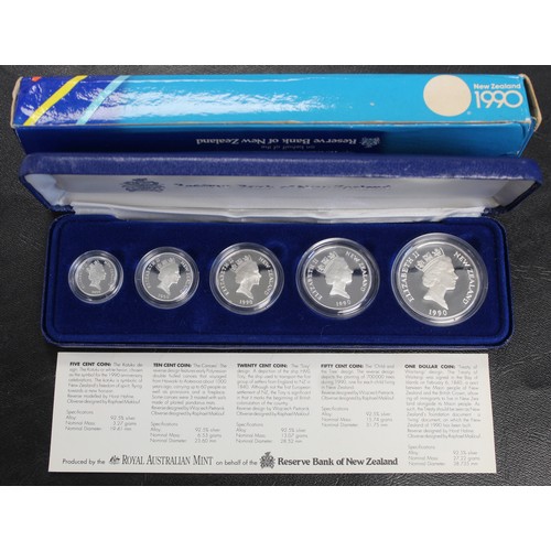 338 - New Zealand, 1990 silver proof 5-coin set celebrating the 150th anniversary of the Treaty of Waitang... 