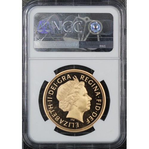 238 - NGC PF69 Ultra Cameo 2005 Proof 5 sovereigns/five pounds, Elizabeth II. Special reverse design with ... 