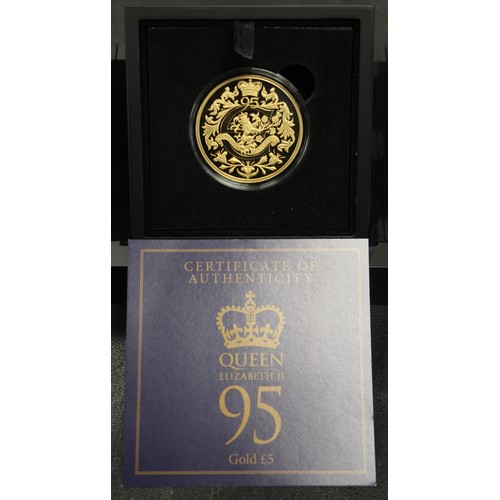 240M - Guernsey, 2021 Gold proof 1oz £5 coin, Elizabeth II. Struck in fine gold to commemorate the 95th Bir... 