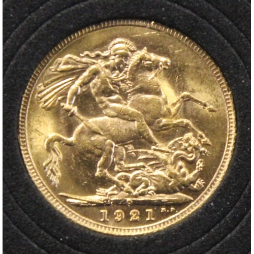 230A - Australia, 1921-P Sovereign, George V.  Perth Mint. Presented in Bradford Exchange case in commemora... 