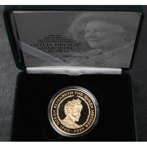 236A - 2002 Gold proof five pounds (£5) commemorating the Death of Queen Elizabeth, The Queen Mother. Obv. ... 