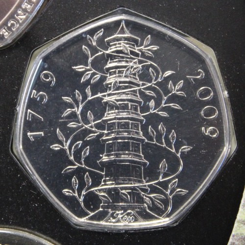 135 - BUNC 2009 10-coin year set featuring the Kew Gardens & set-only shield 50p coins. All as struck,... 