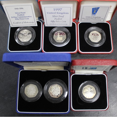 124 - Silver proof & silver proof piedfort 50p coins (6) comprising 1994 D-Day, 1997 Britannia, 1998 N... 