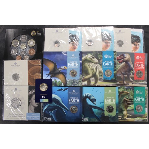 129 - BUNC coins and sets (13) comprising 2008 year set, 2018 James Cook £2 (1st in series), 2020 Iguanodo... 