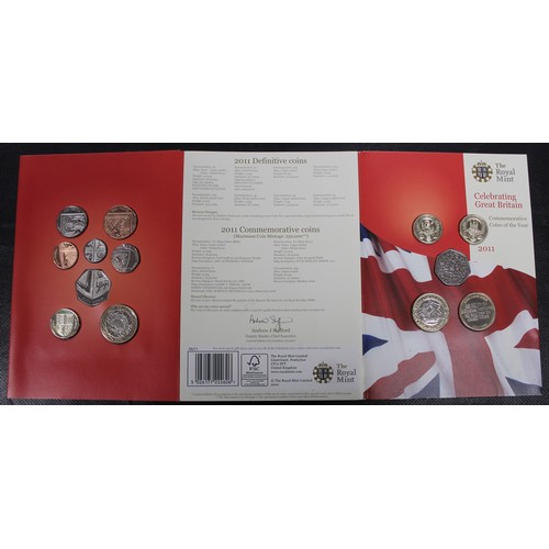 252 - 2011 13-coin brilliant uncirculated year set featuring both definitive and commemorative issues incl... 