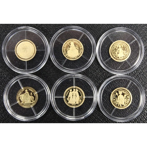 321 - Great British Gold Replicas UK miniature collection. Featuring replicas of the 1839 Una & the Li... 