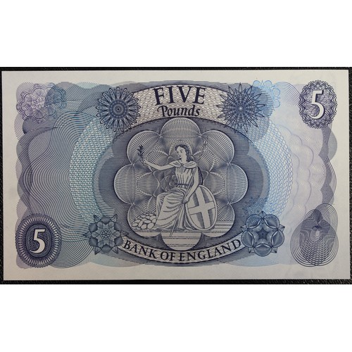 22 - Bank of England £5 note, J. S. Fforde, B312. S/N Z77 242114. UNC.