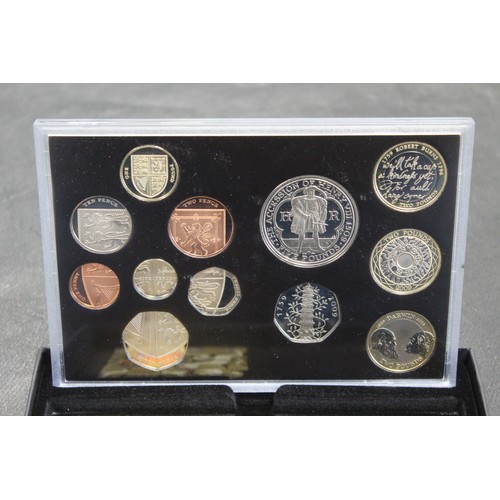 248 - 2009 12-coin proof set with Kew Gardens 50p. Housed in presentation box with COA booklet. All coins ... 