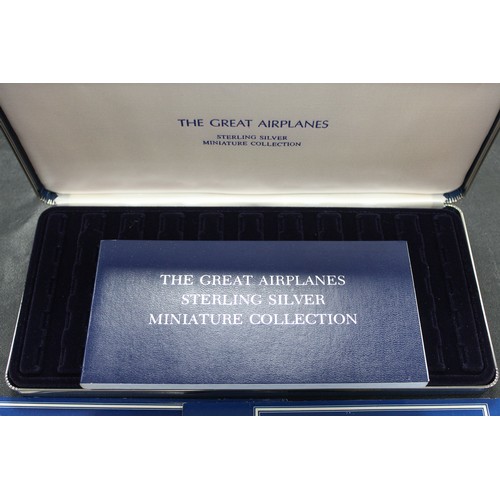 285 - The Great Airplanes miniature silver collection by John Pinches, c.1978. Each ingot weighing approx.... 