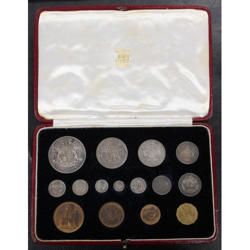 227 - 1937 Proof set in original case of issue for the coronation of George VI. A delightful original set ... 