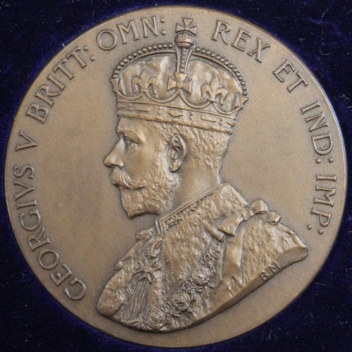 15 - 1925 British Empire Exhibition Medal, George V. Struck in copper and presented in red case of issue.... 