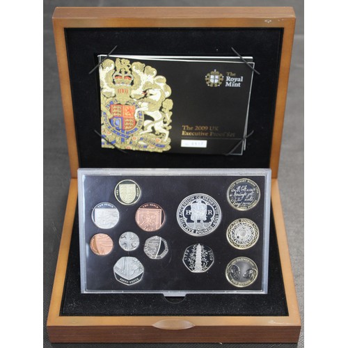 287 - 2009 Royal Mint Executive 12-coin proof set including the iconic Kew Gardens 50p. Coins as struck wi... 