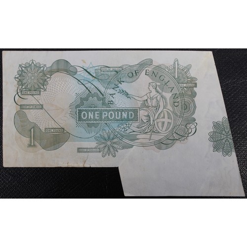 7 - Bank of England £1 cut error banknote, J.S. Fforde, B305. Folded to tuck under body of note. Scarce.