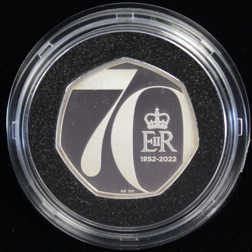 254 - 2022 Silver proof piedfort 50p, Elizabeth II.  Struck in Celebration of HM The Queen's Platinum Jubi... 