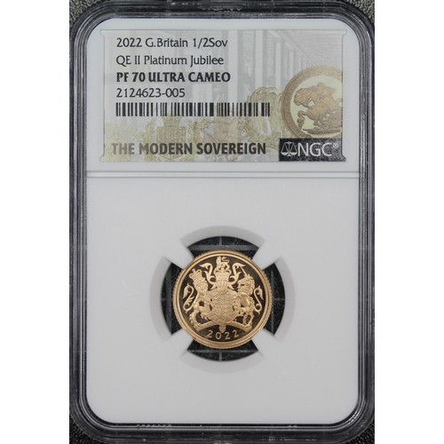 185 - NGC PF70 Ultra Cameo 2022 Proof half sovereign, Elizabeth II. Platinum Jubilee special reverse desig... 