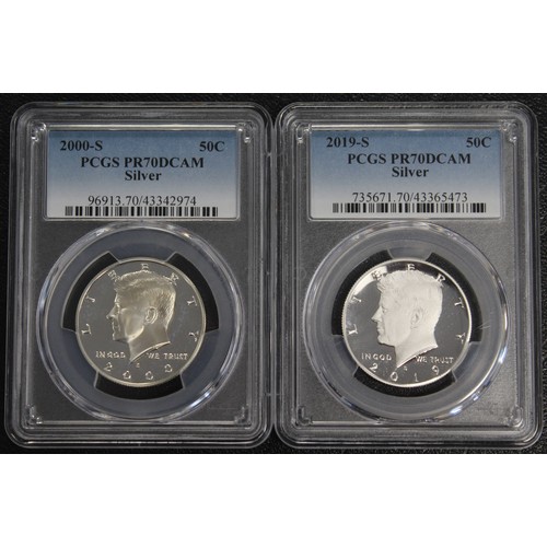 323 - USA, a pair of silver proof Kennedy half dollars, both graded PCGS PR70DCAM. Comprising 2000-S &... 